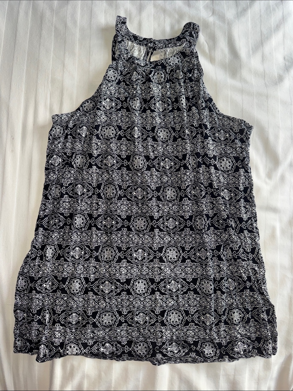 NWT Loft Black & White Printed Halter Top size M